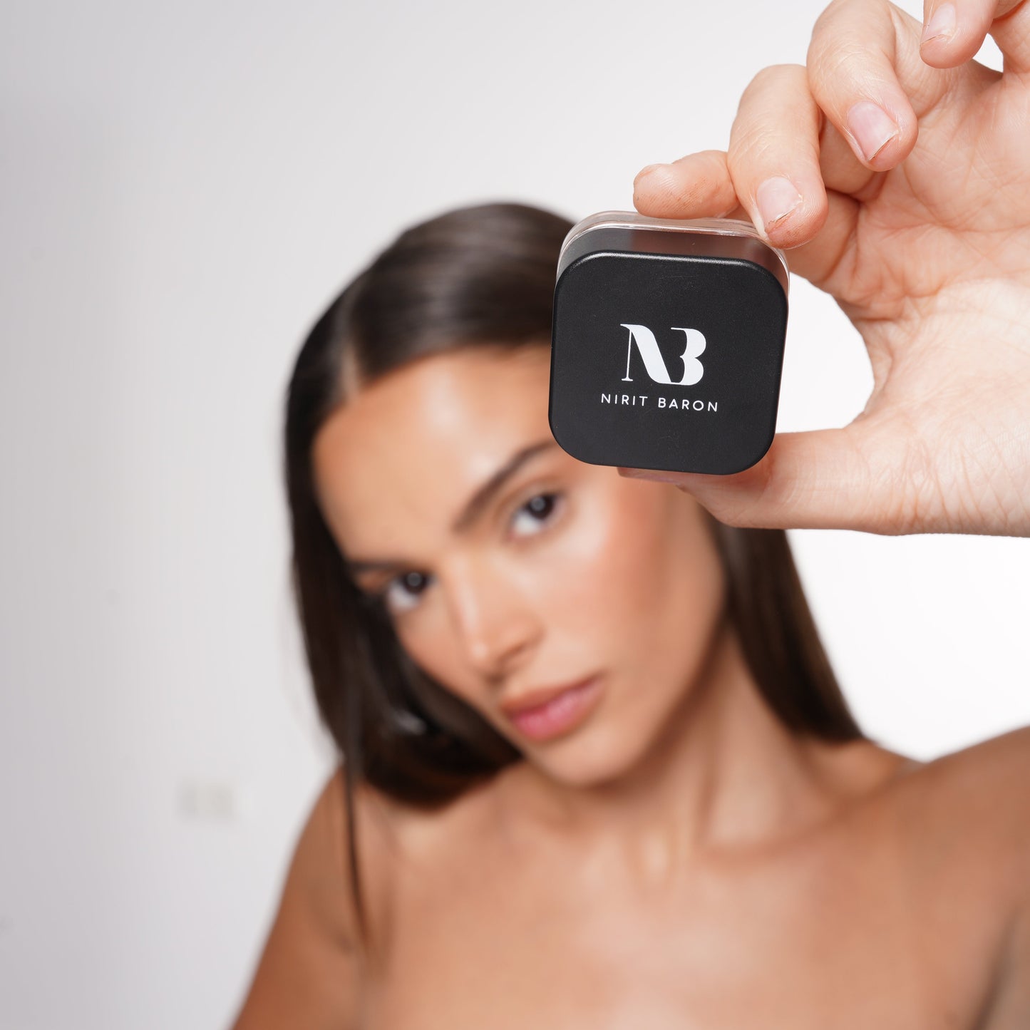 Eyebrow gel